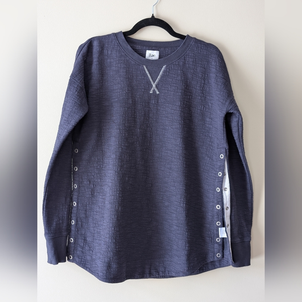 BAE Maternity & Nursing-Friendly Long Sleeve Top – Size Small